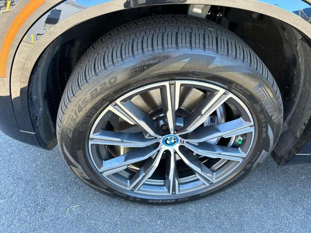 Photo of 2023 Black Sapphire Metallic BMW X5 PHEV