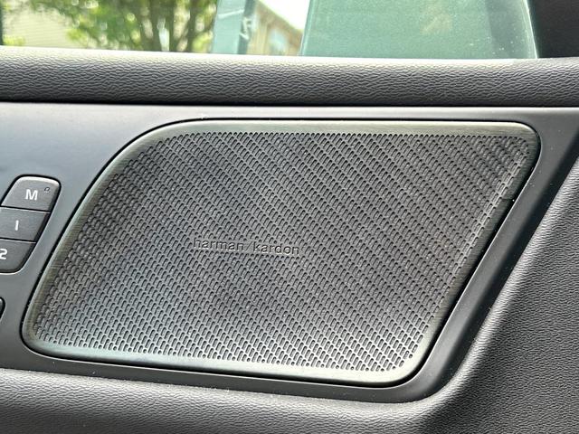 Photo of 2019 Gray Metallic Volvo S60