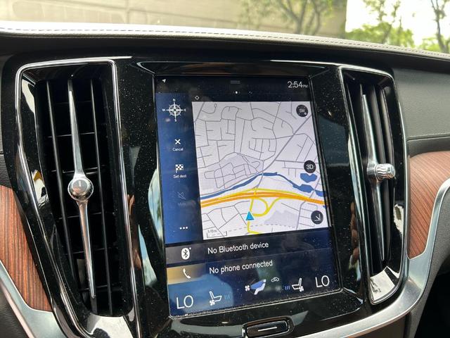 Photo of 2019 Gray Metallic Volvo S60