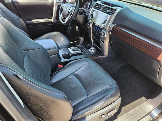Photo of 2022 Midnight Black Metallic Toyota 4Runner