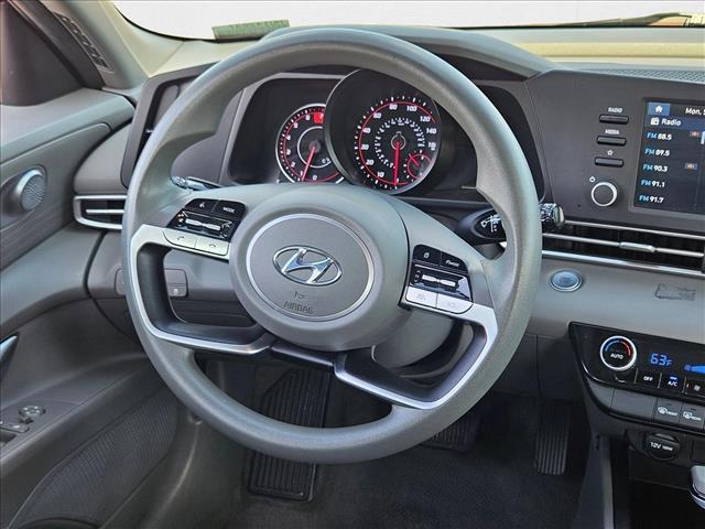 Photo of 2021 Scarlet Red Pearl Hyundai ELANTRA