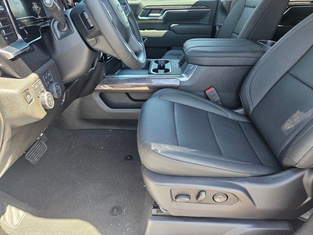 Photo of 2025 Summit White Chevrolet Silverado 2500