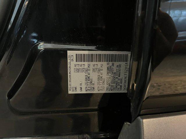 Photo of 2024 Super Black Nissan Rogue