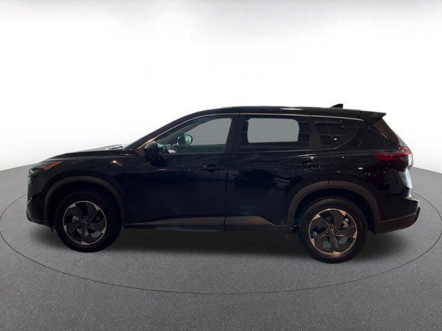 Photo of 2024 Super Black Nissan Rogue