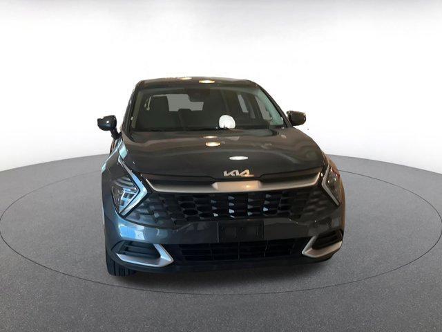 Photo of 2024 Gravity Gray Kia Sportage
