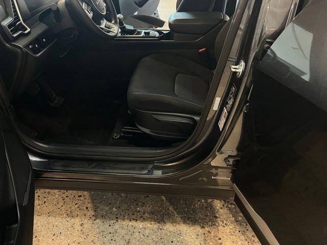Photo of 2024 Gravity Gray Kia Sportage
