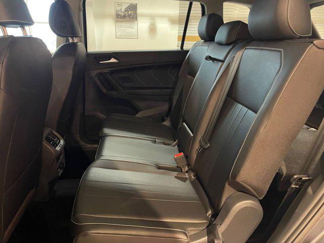 Photo of 2024 Platinum Gray Metallic Volkswagen Tiguan