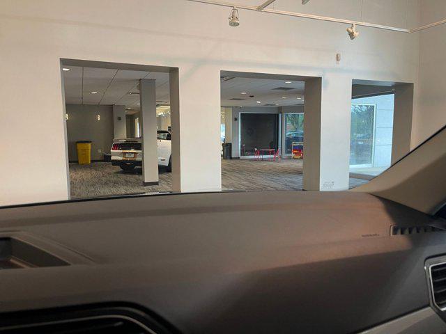 Photo of 2024 Platinum Gray Metallic Volkswagen Tiguan