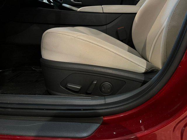 Photo of 2024 Ultimate red Hyundai SONATA Hybrid
