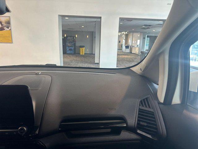 Photo of 2019 Diamond White Ford EcoSport