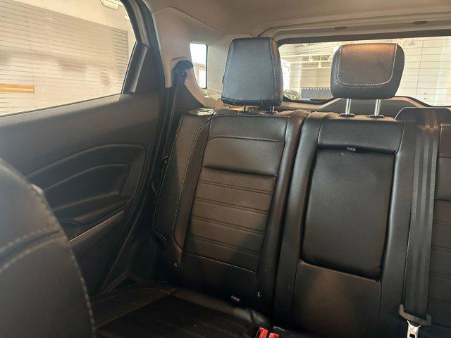 Photo of 2019 Diamond White Ford EcoSport