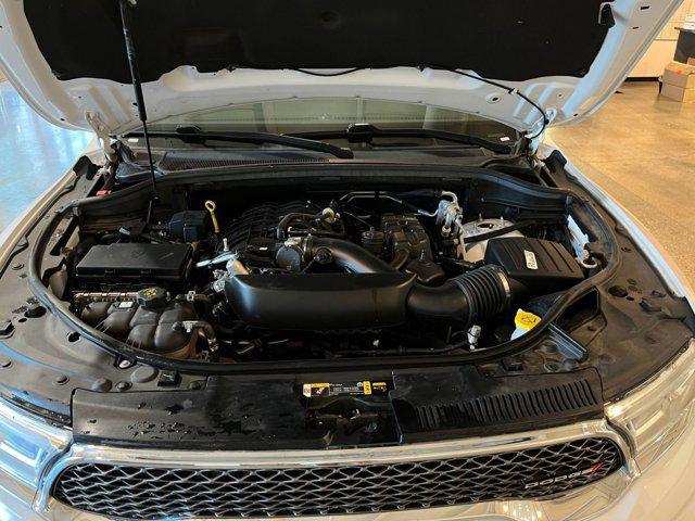 Photo of 2023 White Knuckle Clearcoat Dodge Durango