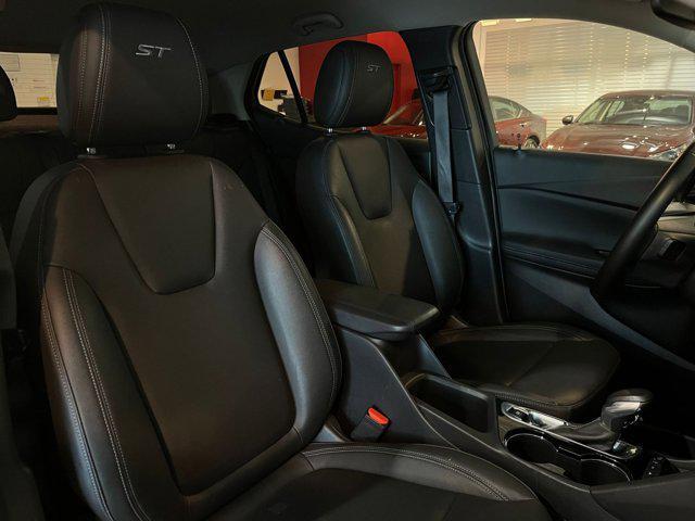 Photo of 2024 Ebony Twilight Metallic Buick Encore GX