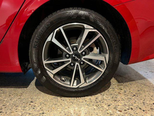 Photo of 2023 Currant Red Kia Forte