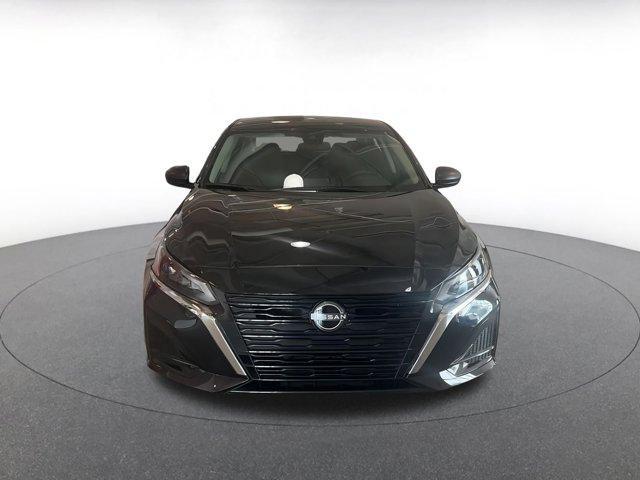 Photo of 2024 Super Black Nissan Altima