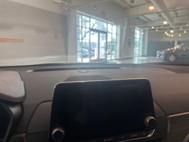 Photo of 2024 Super Black Nissan Altima