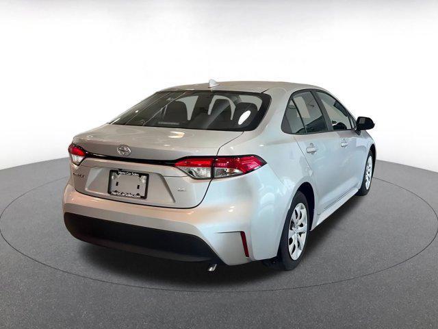 Photo of 2024 Classic Silver Metallic Toyota Corolla