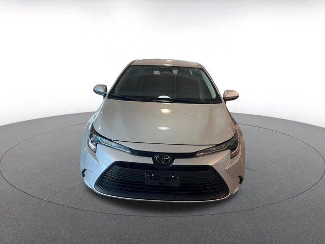 Photo of 2024 Classic Silver Metallic Toyota Corolla