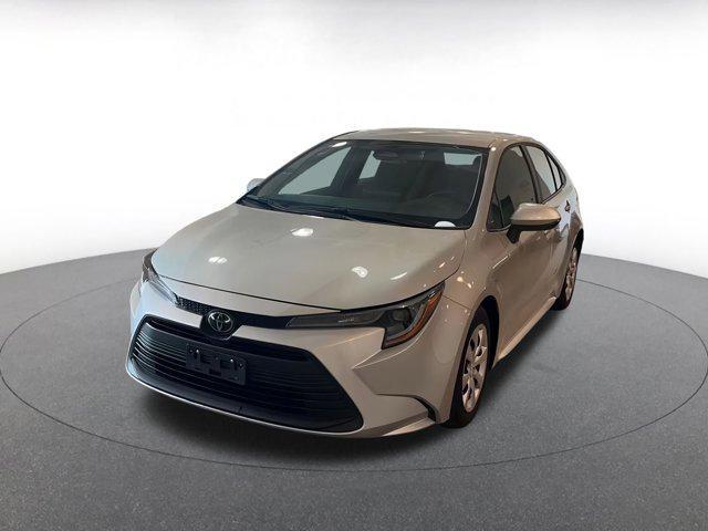 Photo of 2024 Classic Silver Metallic Toyota Corolla