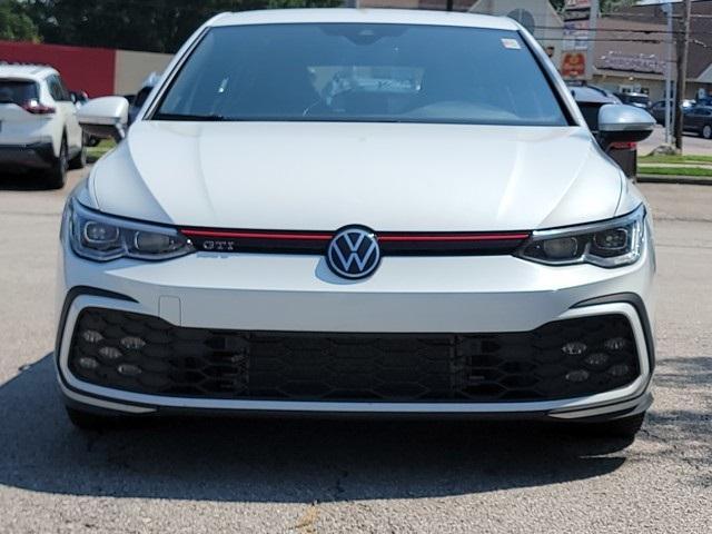 Photo of 2024 Opal White Pearl Effect Volkswagen Golf GTI