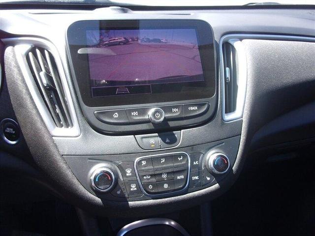 Photo of 2022 Northsky Blue Metallic Chevrolet Malibu
