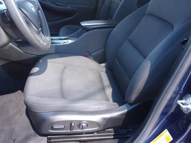 Photo of 2022 Northsky Blue Metallic Chevrolet Malibu