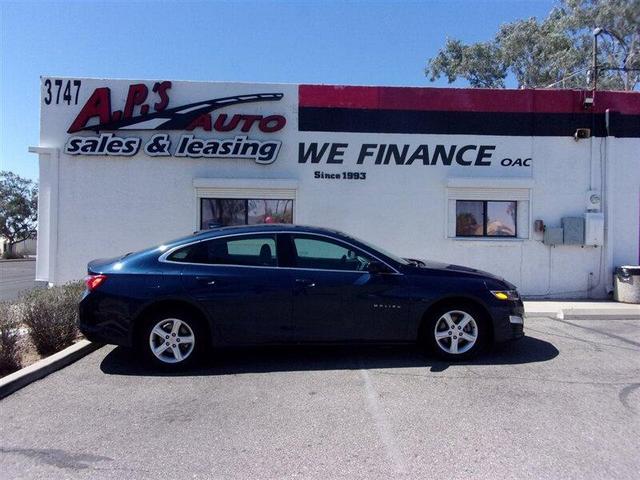 Photo of 2022 Northsky Blue Metallic Chevrolet Malibu