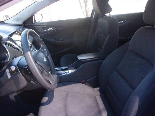Photo of 2022 Northsky Blue Metallic Chevrolet Malibu