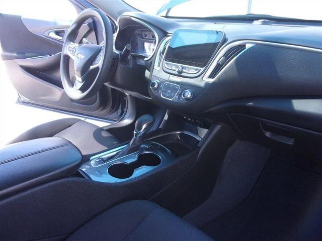 Photo of 2022 Northsky Blue Metallic Chevrolet Malibu