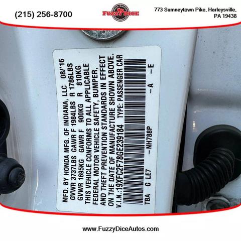 Photo of 2016 White Honda Civic