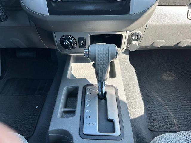 Photo of 2019 Arctic Blue Metallic Nissan Frontier