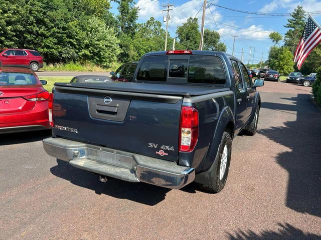 Photo of 2019 Arctic Blue Metallic Nissan Frontier