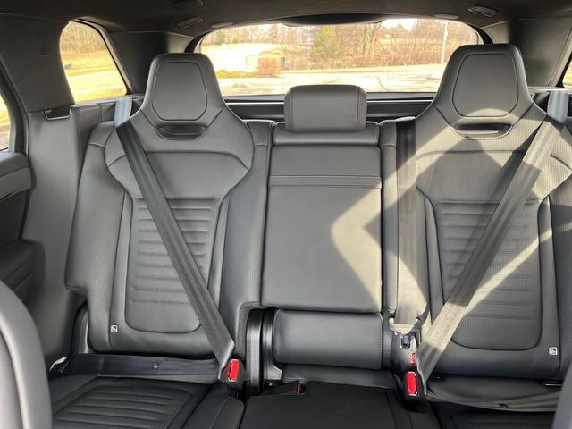 Photo of 2025 Marl Grey Gloss Land Rover Range Rover Sport