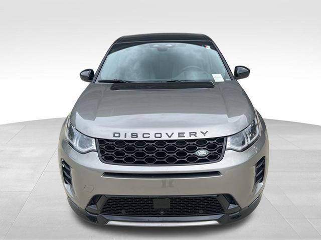 Photo of 2025 Silicon Silver Premium Metallic Land Rover Discovery Sport