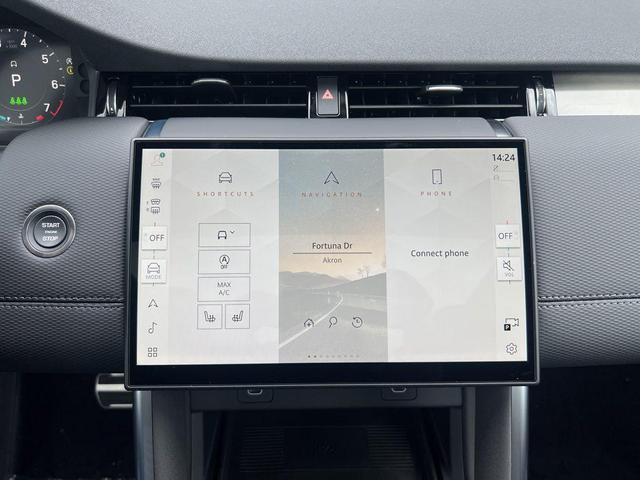 Photo of 2025 Silicon Silver Premium Metallic Land Rover Discovery Sport