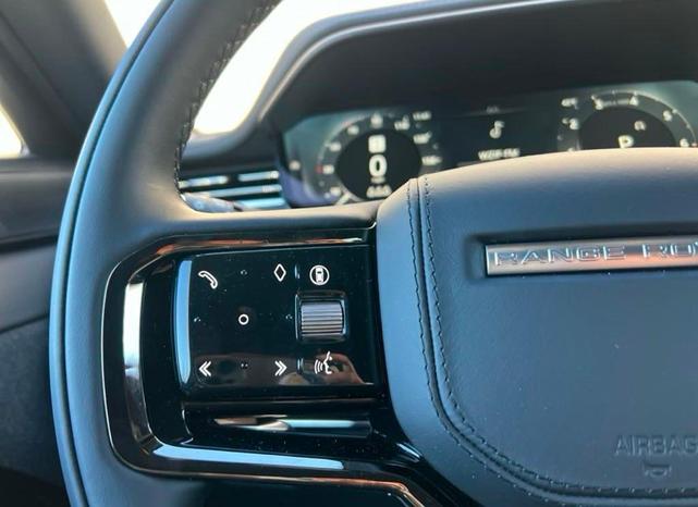Photo of 2025 Firenze Red Metallic Land Rover Range Rover Sport