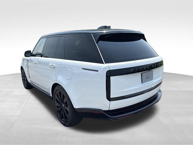 Photo of 2025 White Land Rover Range Rover
