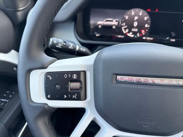 Photo of 2025 Fuji White Land Rover Defender