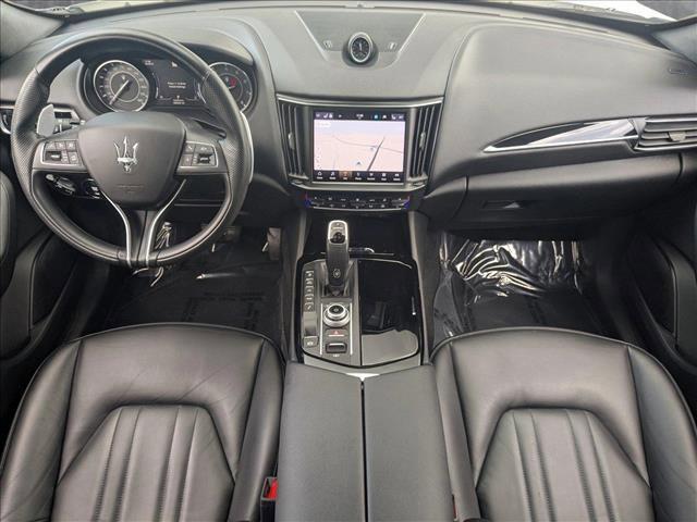 Photo of 2023 Bianco Maserati Levante