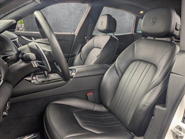 Photo of 2023 Bianco Maserati Levante