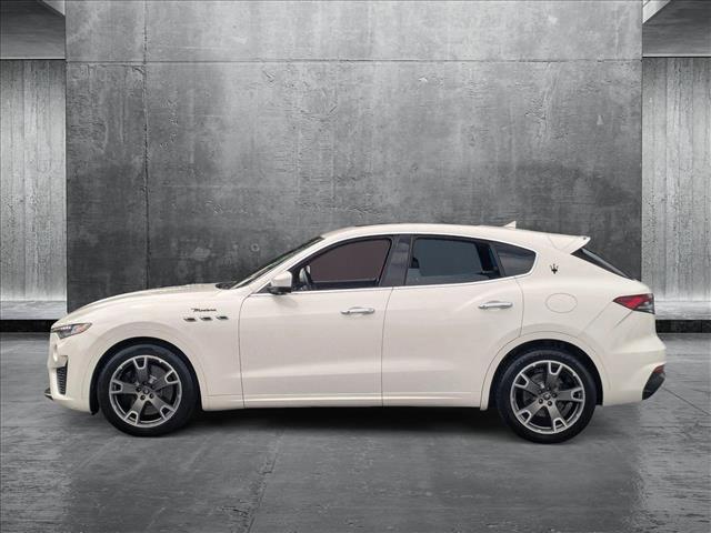 Photo of 2023 Bianco Maserati Levante
