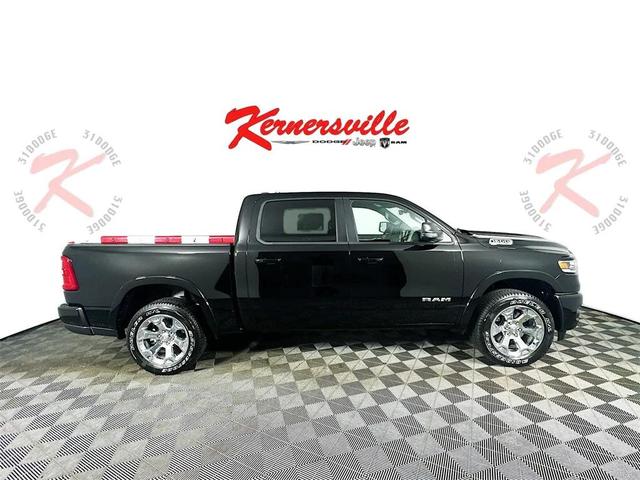 Photo of 2026 Diamond Black Crystal Pearlcoat RAM 1500