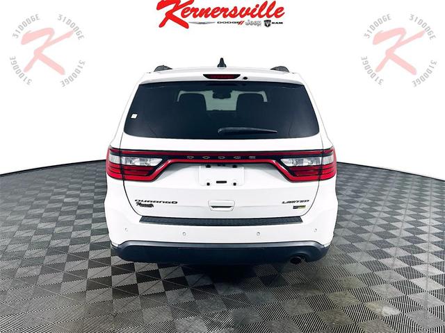 Photo of 2015 Bright White Clearcoat Dodge Durango