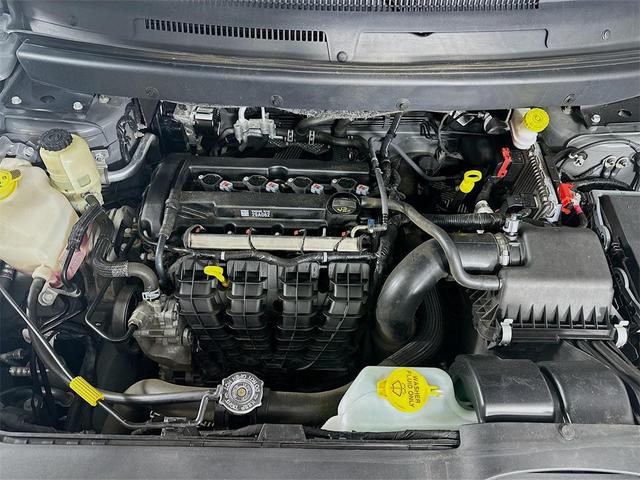 Photo of 2020 Destroyer Gray Clearcoat Dodge Journey