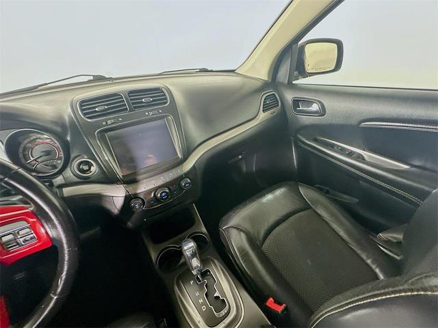 Photo of 2020 Destroyer Gray Clearcoat Dodge Journey
