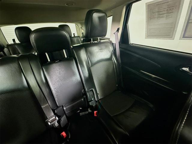 Photo of 2020 Destroyer Gray Clearcoat Dodge Journey
