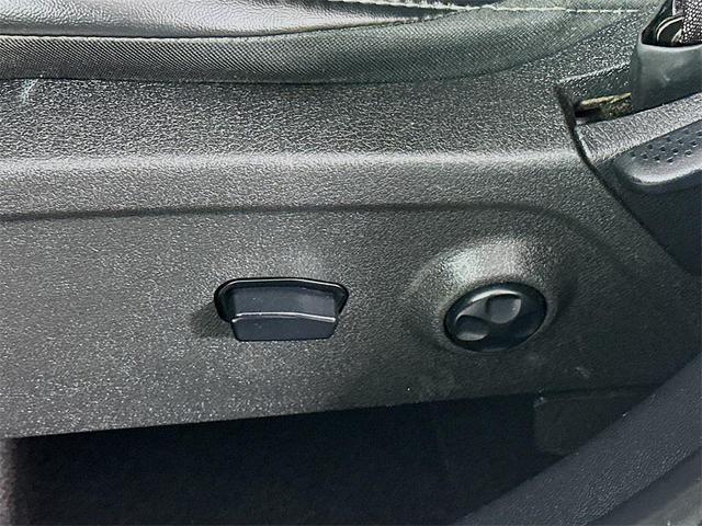 Photo of 2020 Destroyer Gray Clearcoat Dodge Journey