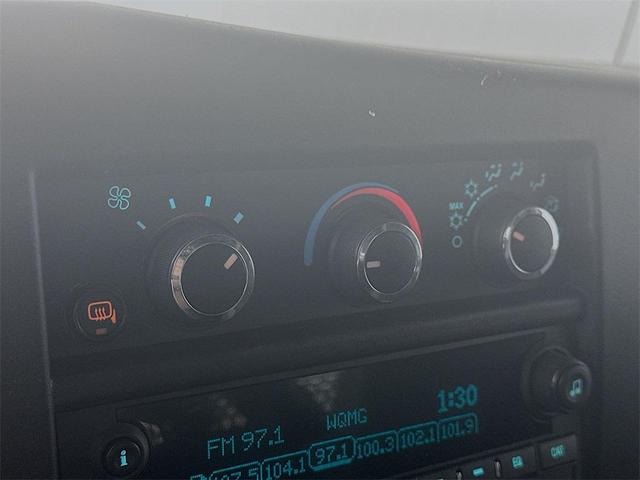 Photo of 2022 Summit White GMC Savana 2500
