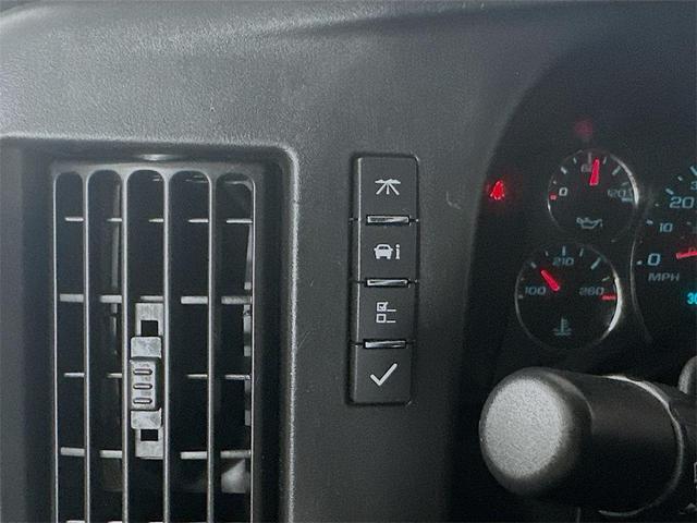 Photo of 2022 Summit White GMC Savana 2500