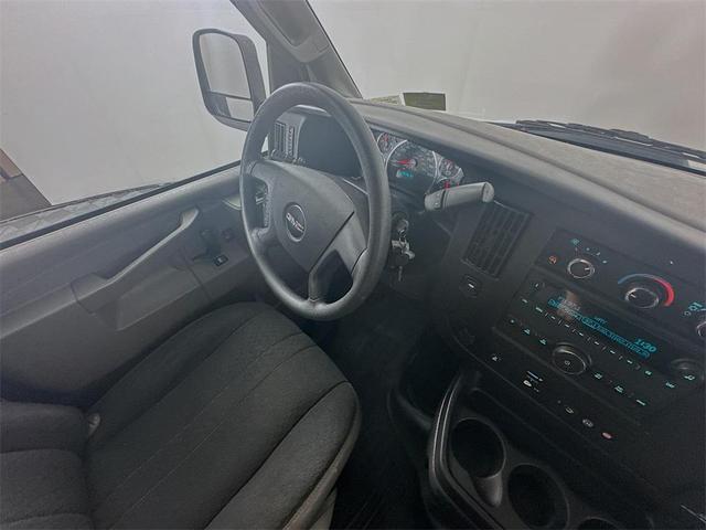 Photo of 2022 Summit White GMC Savana 2500